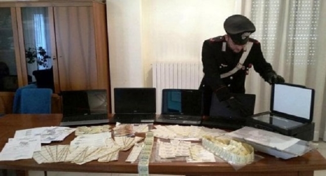carabinieri falsari
