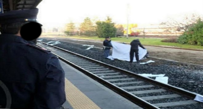 morte binari treno aversa