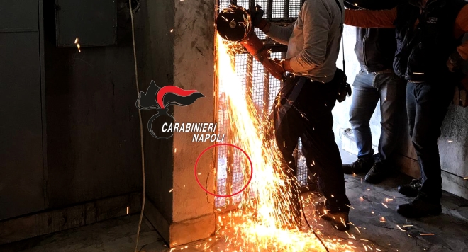 rimozione porte pusher caivano