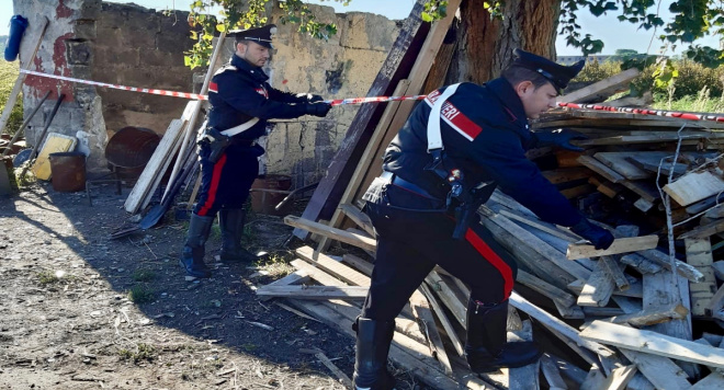 09.10.2019 giugliano rogo rifiuti